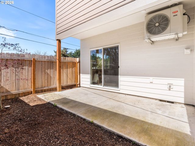 5870 N MISSOURI Ave, Portland, OR 97217