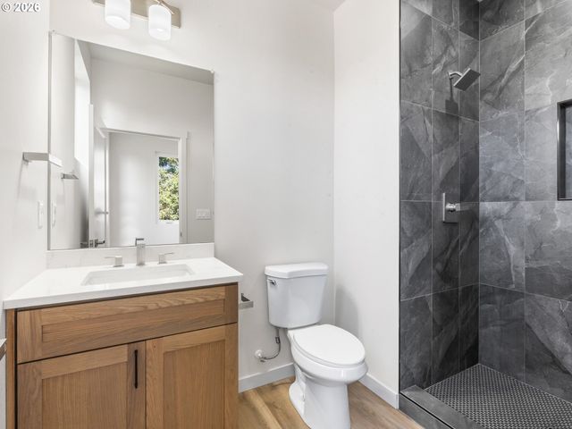 5870 N MISSOURI Ave, Portland, OR 97217