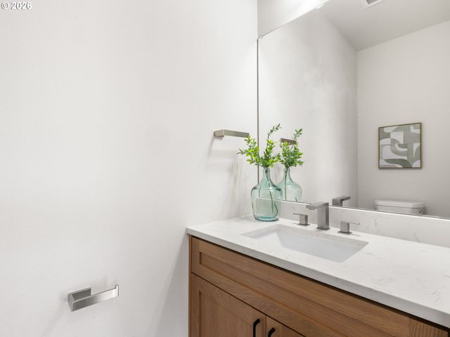 5870 N MISSOURI Ave, Portland, OR 97217