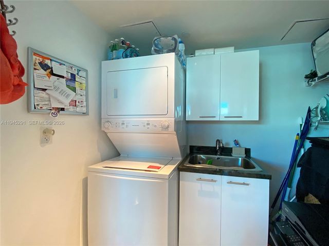 1200 Holiday Dr 308, Fort Lauderdale, FL 33316