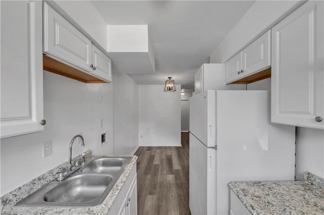 5564 Lynbrook LNDG, Virginia Beach, VA 23462