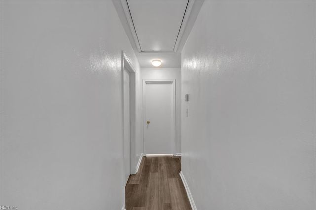 5564 Lynbrook LNDG, Virginia Beach, VA 23462