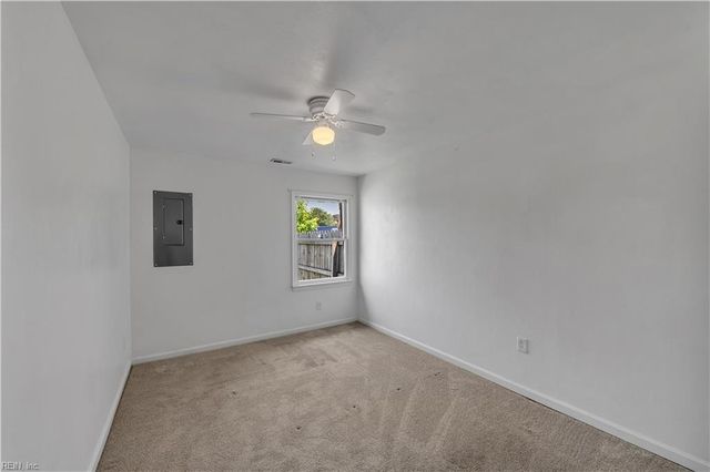5564 Lynbrook LNDG, Virginia Beach, VA 23462