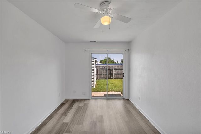 5564 Lynbrook LNDG, Virginia Beach, VA 23462