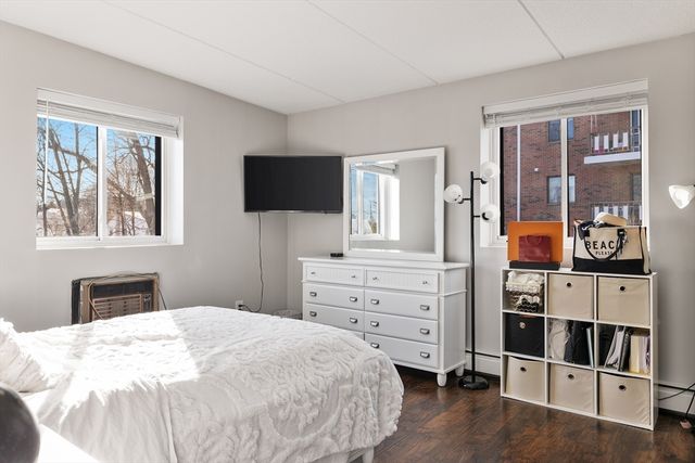 80 N Warren St 2D, Woburn, MA 01801