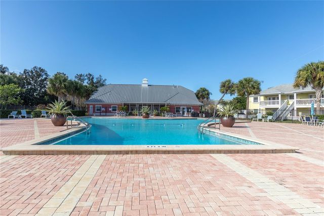 237 SEAHORSE DRIVE SE H, St Petersburg, FL 33705