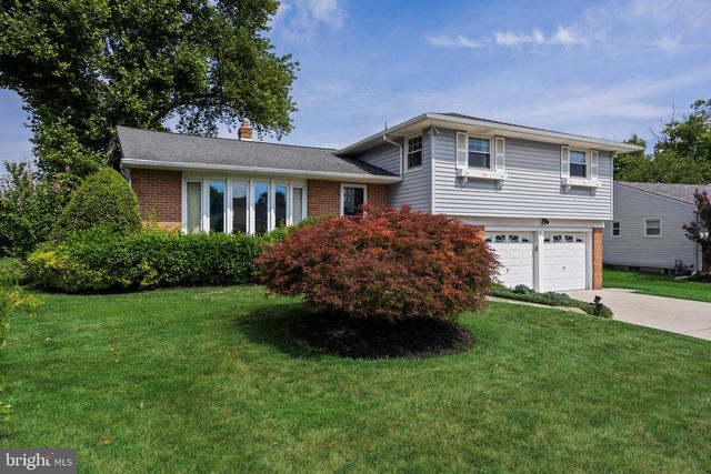 16 EDDY LN, Cherry Hill, NJ 08002
