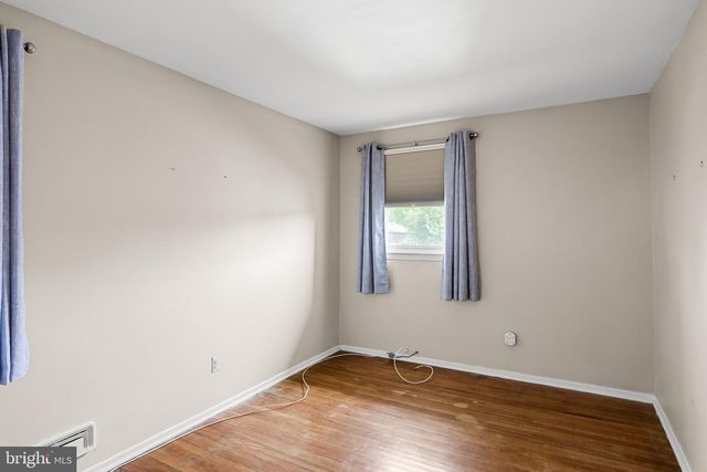 16 EDDY LN, Cherry Hill, NJ 08002