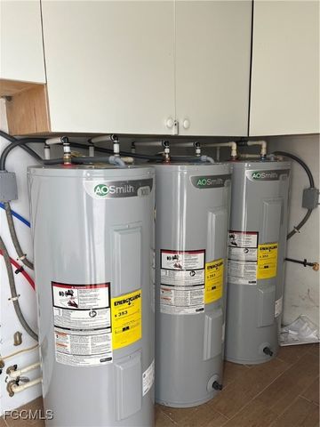 4874 Pine Island RD NW A, Matlacha, FL 33993