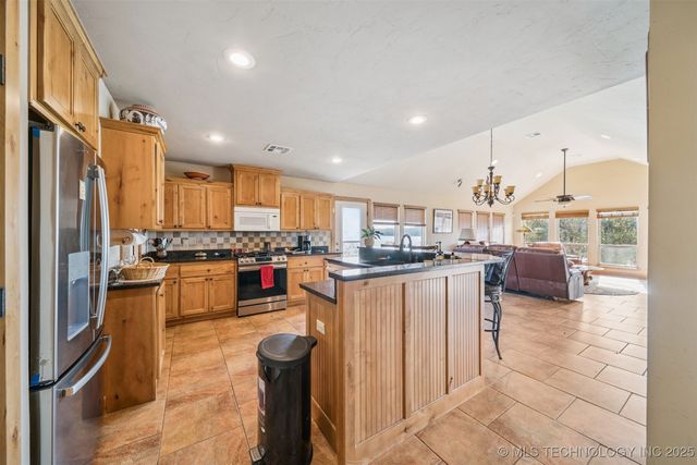 32060 Lavender Lane, Afton, OK 74331