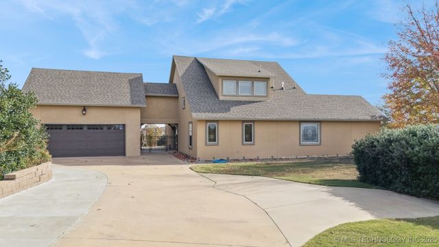 32060 Lavender Lane, Afton, OK 74331