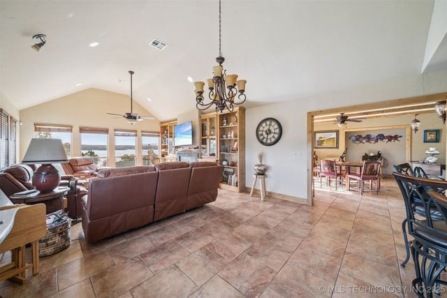 32060 Lavender Lane, Afton, OK 74331