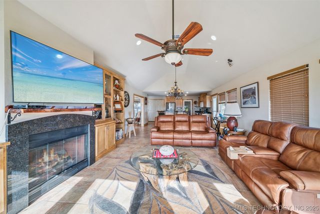 32060 Lavender Lane, Afton, OK 74331