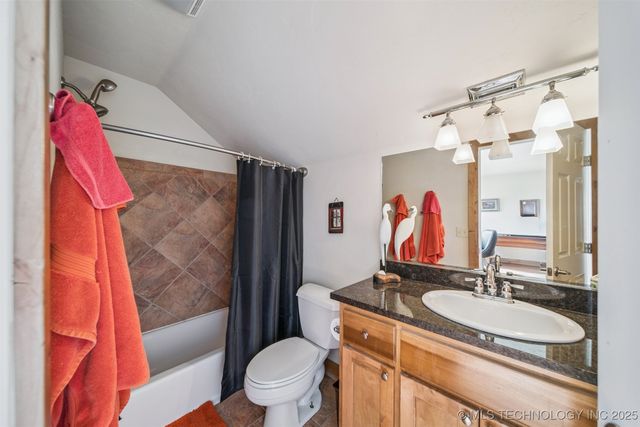 32060 Lavender Lane, Afton, OK 74331