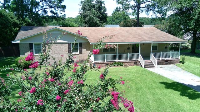 2634 Forrest Drive, Kinston, NC 28504