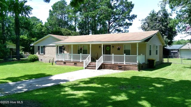 2634 Forrest Drive, Kinston, NC 28504