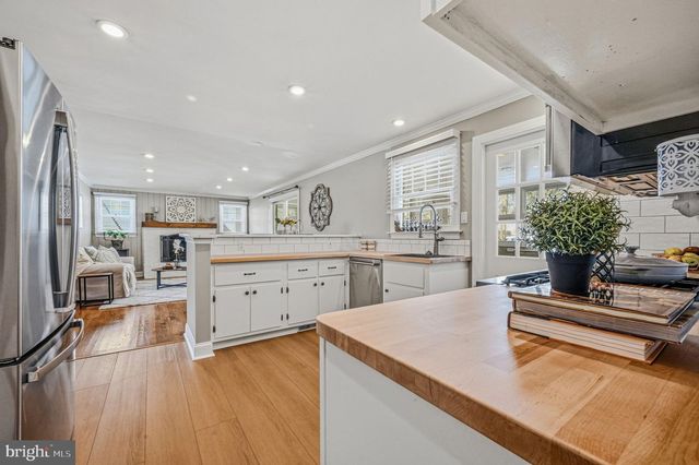 3 RIDGEWOOD CIR, Wilmington, DE 19809