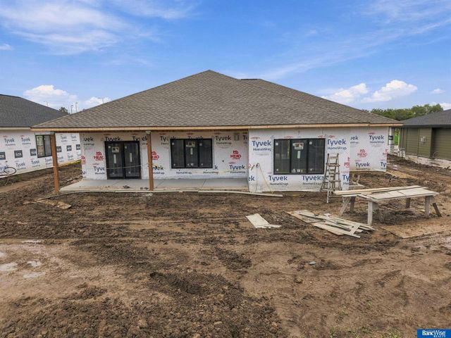 4111 Carnation Drive, Lincoln, NE 68516