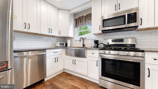 576 PARK RD, Mays Landing, NJ 08330