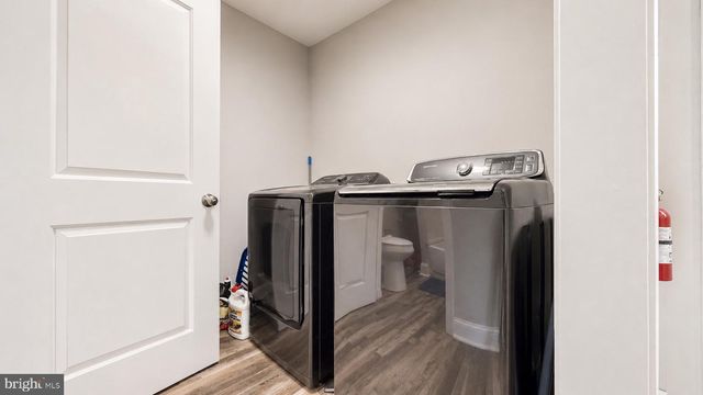 576 PARK RD, Mays Landing, NJ 08330