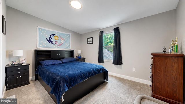 576 PARK RD, Mays Landing, NJ 08330