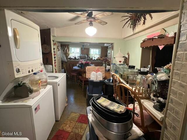 323 Oakhurst Street, Troy, NY 12182