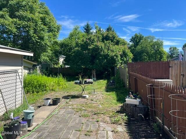323 Oakhurst Street, Troy, NY 12182