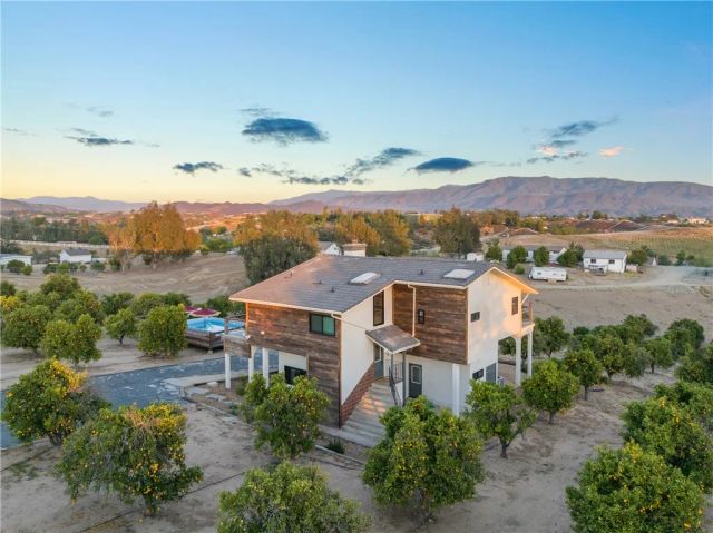 33851 Madera De Playa, Temecula, CA 92592