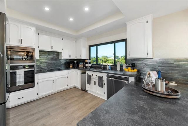 33851 Madera De Playa, Temecula, CA 92592