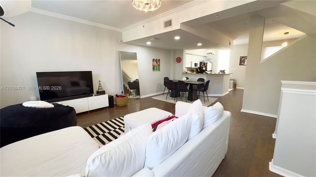 2845 NE 185th Street 908, Aventura, FL 33180