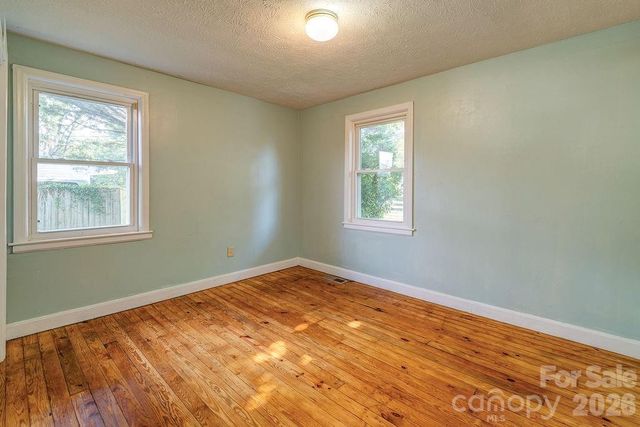 4 La Rue Street, Asheville, NC 28806