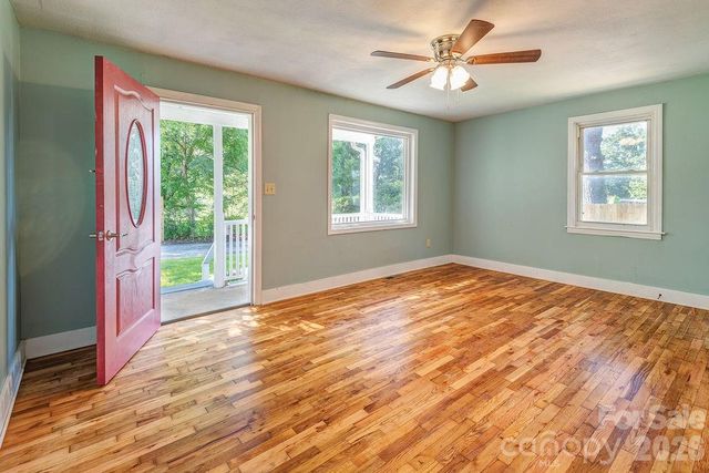 4 La Rue Street, Asheville, NC 28806