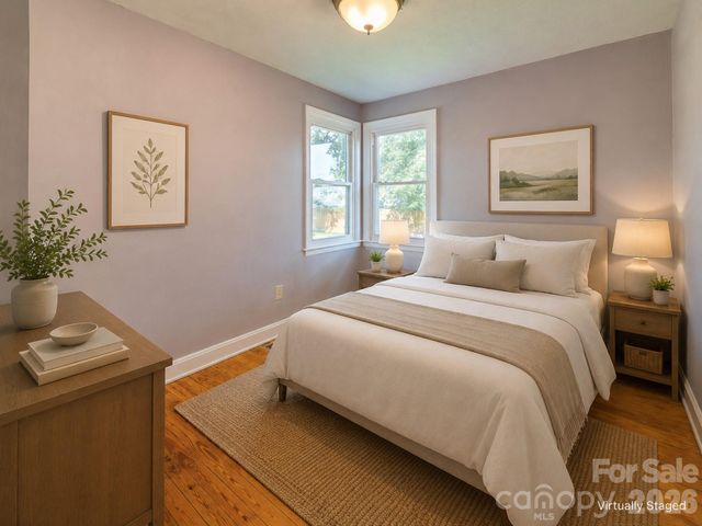 4 La Rue Street, Asheville, NC 28806
