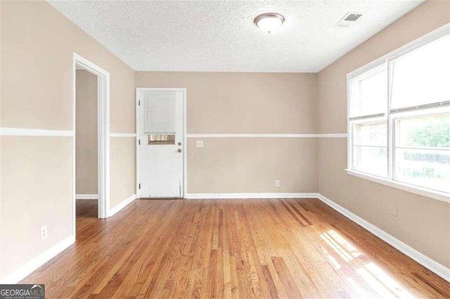 1324 N Hicks Circle, Conyers, GA 30012