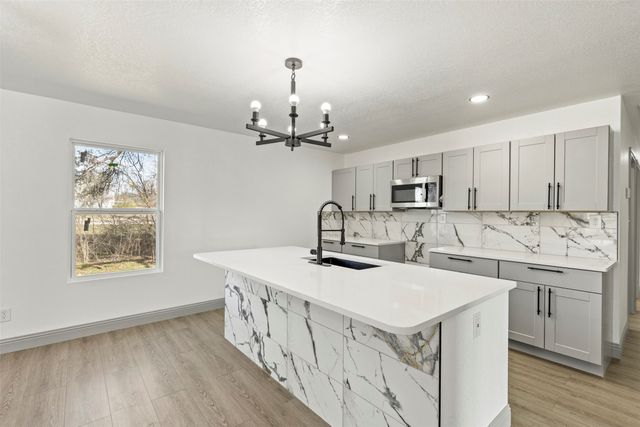 5619 Lake Granbury Trail, Granbury, TX 76048