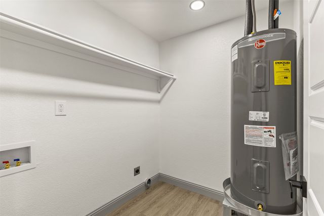 5619 Lake Granbury Trail, Granbury, TX 76048