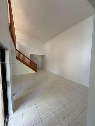 17317 NW 63rd Ave, Hialeah, FL 33015