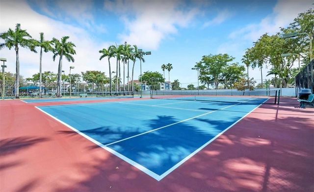 17317 NW 63rd Ave, Hialeah, FL 33015