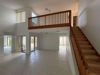 17317 NW 63rd Ave, Hialeah, FL 33015