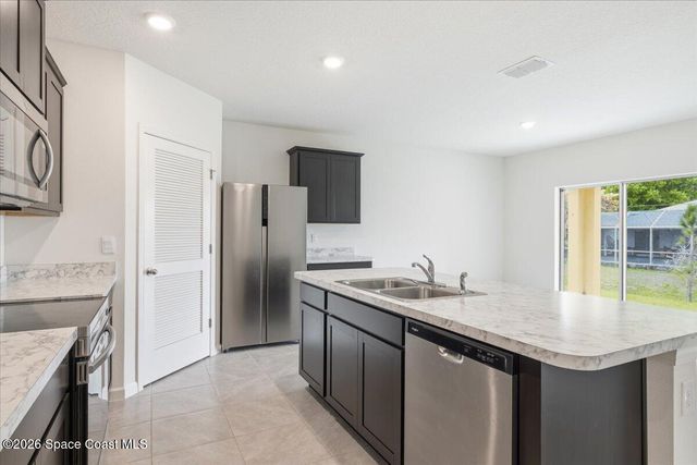 1072 Roseland Road, Sebastian, FL 32958