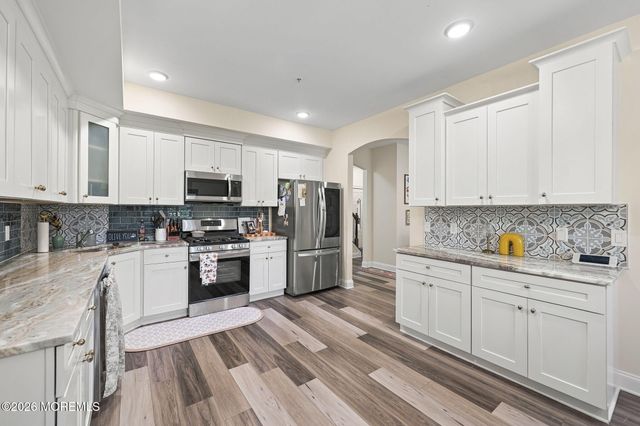 25 Emily Court, Hazlet, NJ 07730
