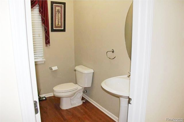 51157 MAYFAIR, Novi, MI 48374