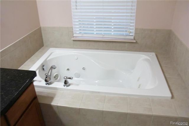 51157 MAYFAIR, Novi, MI 48374