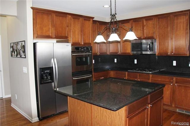 51157 MAYFAIR, Novi, MI 48374