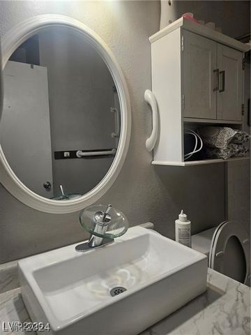 3976 Colors Court 40, Las Vegas, NV 89103