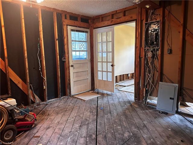 3708 Whitfield Court, Winston-salem, NC 27105