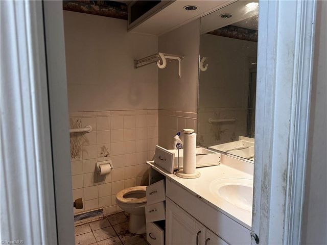 3708 Whitfield Court, Winston-salem, NC 27105