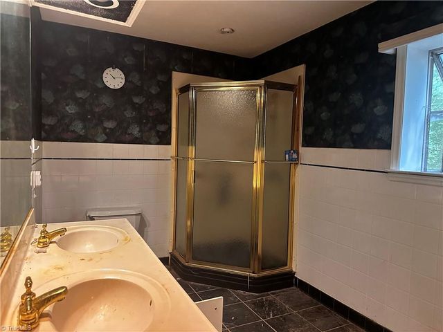 3708 Whitfield Court, Winston-salem, NC 27105