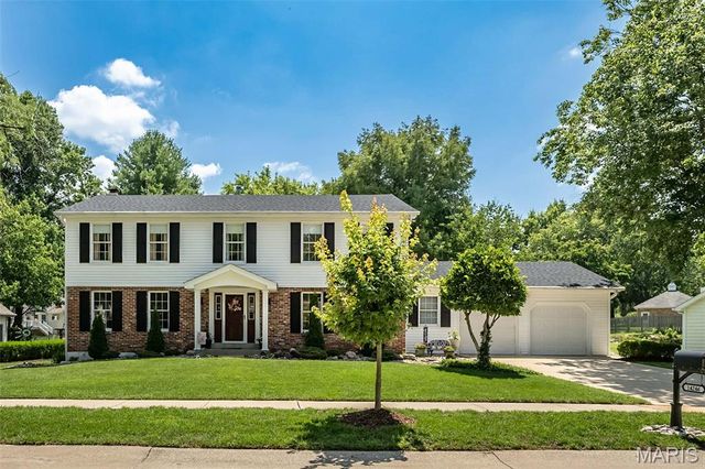 14246 Cypress Hill Drive, Chesterfield, MO 63017