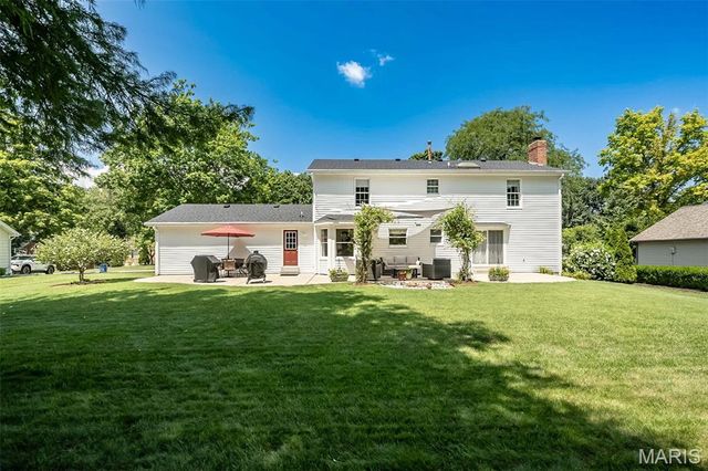 14246 Cypress Hill Drive, Chesterfield, MO 63017